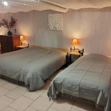 Appartement Dans Le Morvan 16 Min De L'Autoroute Beauvilliers  Buitenkant foto
